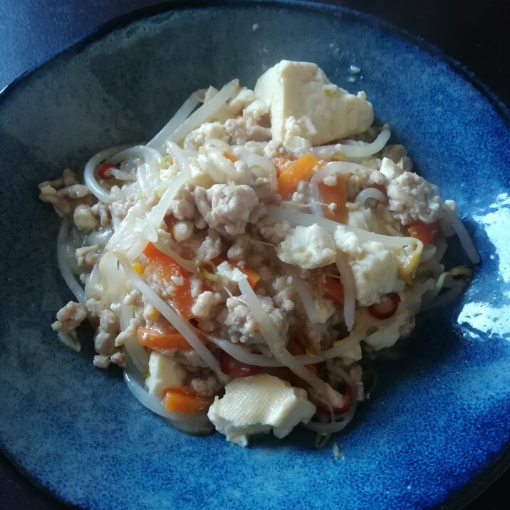 豆腐とひき肉のピリ辛味噌炒め